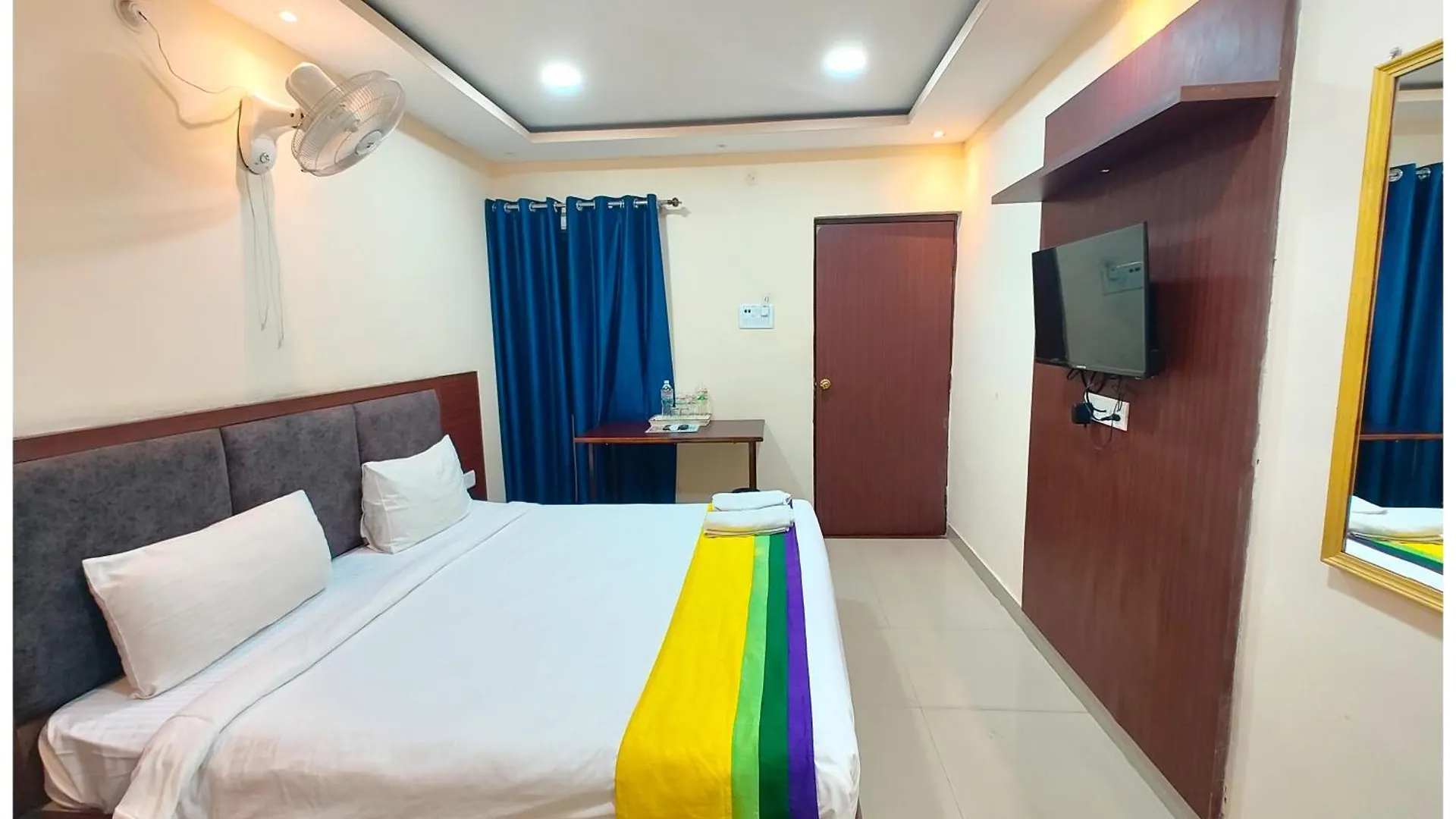 !!Varanasi Hotel 